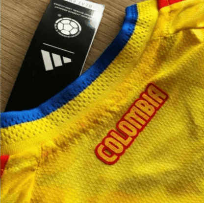 COLOMBIA - Versa